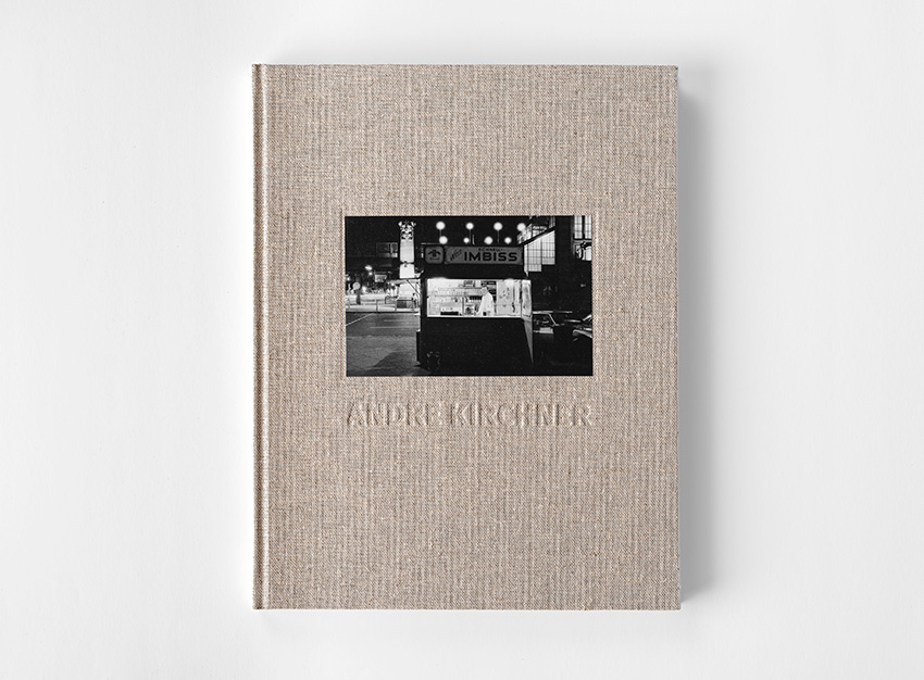 Grafikdesign-Berlin-Booth-Design-Unit-Kunstbuch-Kunstkatalog-Buchgestaltung-Fotografie